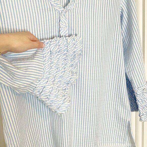 Duffield Lane Women’s Blue White Seersucker 3/4 Ruffle Sleeve Blouse Size Small - Picture 4 of 6
